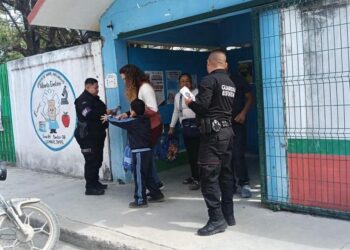 Refuerza Guardia Estatal de Género proximidad con niños y niñas en planteles de educación básica