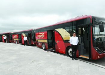 Supervisa gobernador unidades del nuevo sistema de transporte público de Tamaulipas