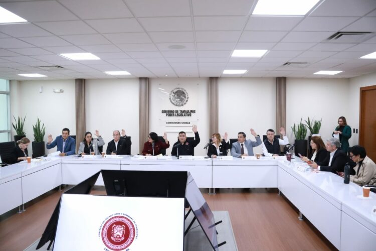 Dan luz verde en comisiones a nueva Junta Central Catastral