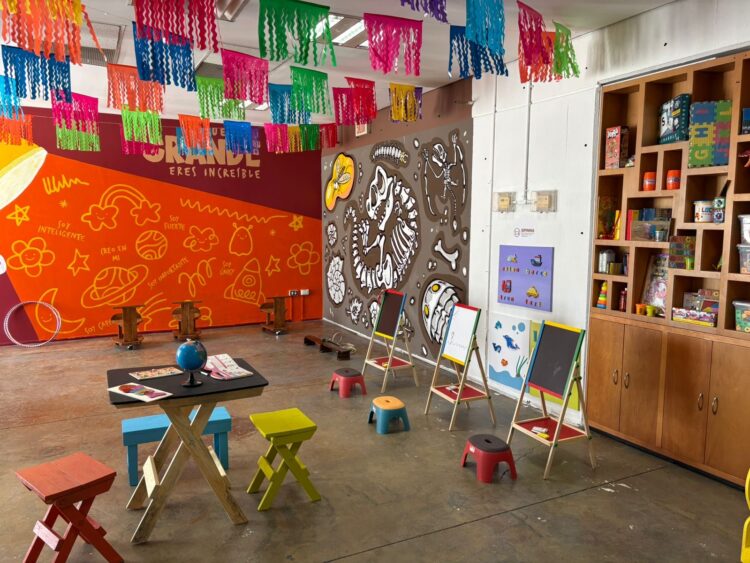 Internos del CEDES elaboran mobiliario para espacio dedicado a la niñez en Museo TAMUX