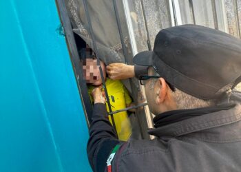 Guardia Estatal de Género salva a niño de ser asfixiado por un cincho
