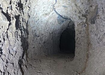 Descubren túnel México-USA