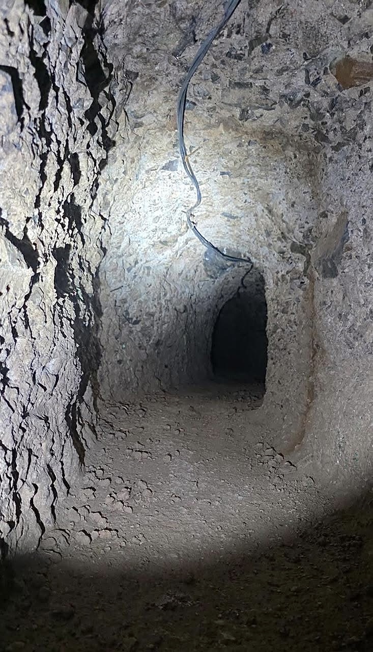 Descubren túnel México-USA