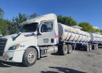 Aseguran 129,000 litros de huachicol en Tamaulipas