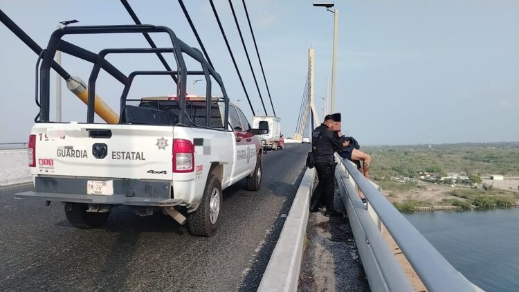 Guardia Estatal evita intento de suicidio en Tampico