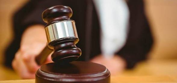 Abren proceso penal contra juez ligado a amparos de Francisco García Cabeza de Vaca
