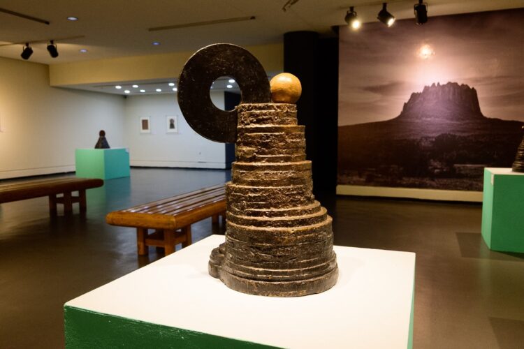 Inauguran exposición «Volcanes» de Vicente Rojo en la Galería Pedro Banda del Centro Cultural Tamaulipas
