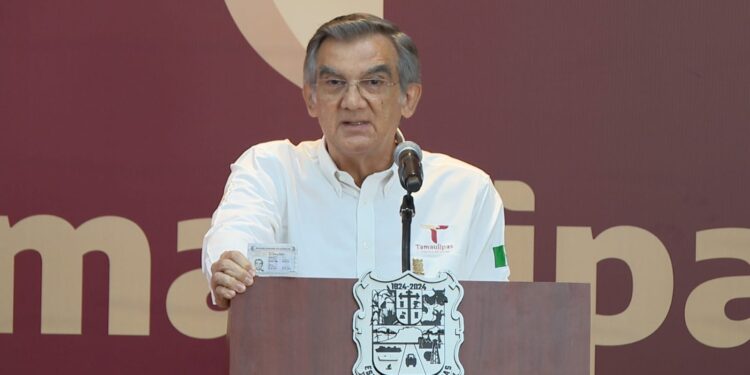 Con visa en mano, rechaza Américo Villarreal investigación por nexos de crimen organizado
