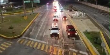 Ingresa por Tamaulipas caravana de más de 400 vehículos de connacionales