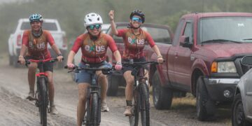 Participa SEDENER en rodada ciclista por el Día Mundial del Viento