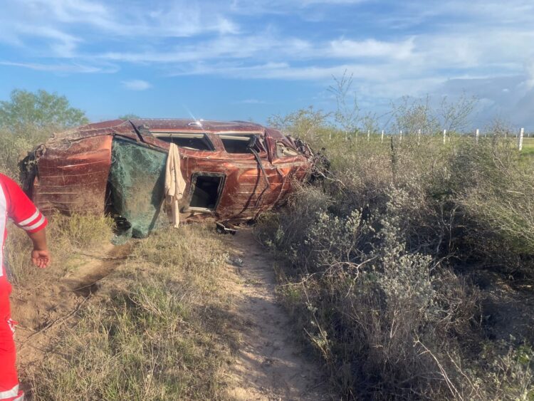 Deja volcadura en Reynosa tres personas fallecidas