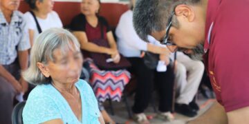 Brindan SEBIEN y Salud atención en Comedores de Bienestar
