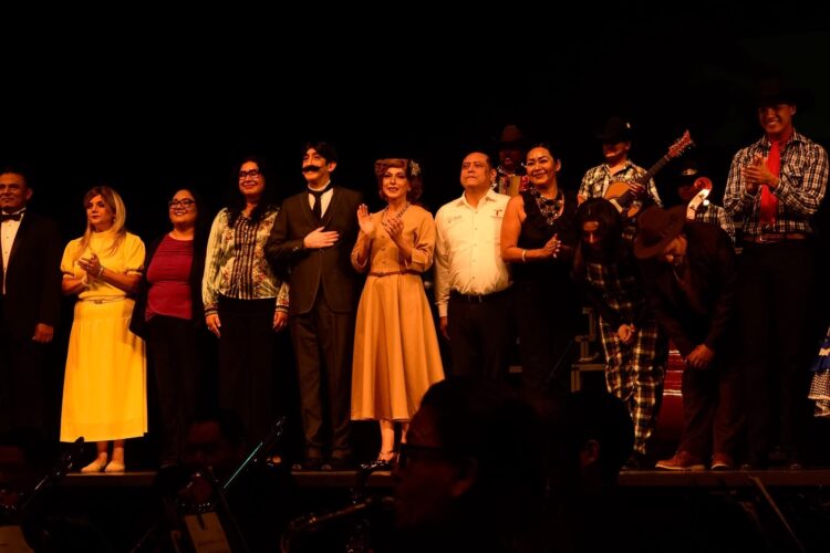 Reconocen con puesta en escena legado de Amalia González Caballero